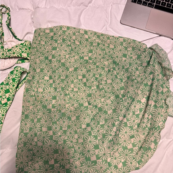 three piece bikini set - Picture 4 of 5